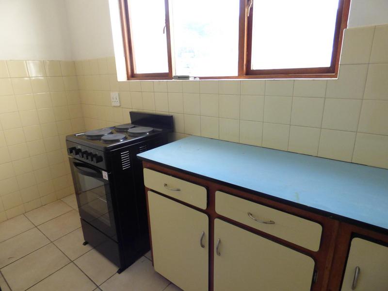 To Let 1 Bedroom Property for Rent in Sea Point Western Cape